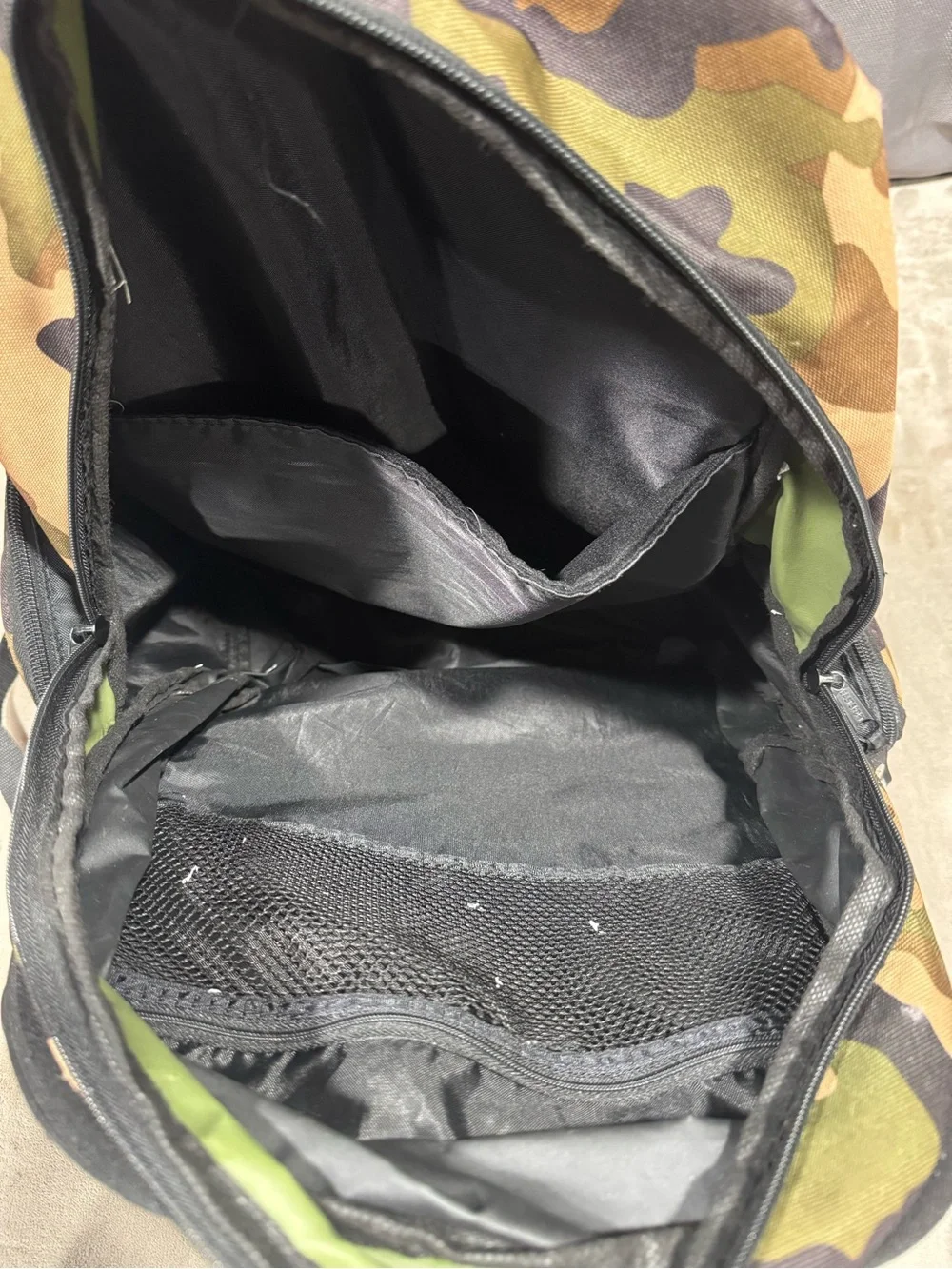 EASTSPORT Camo Backpack